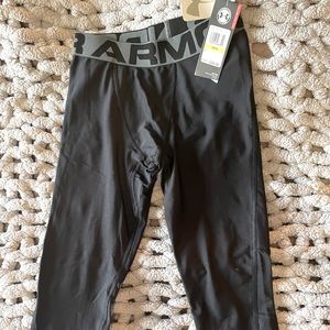 Boys:  NWT thermal underwear by under armor